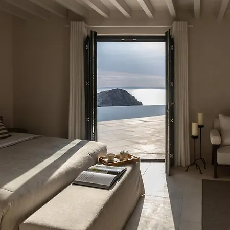 Gorgeous With Swimming Pool On The Seashore Sidárion